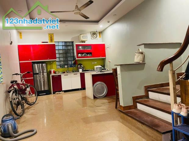 Bán Nhà Mặt Phố Quận 2 Bà Trưng 500m2T MT11m Vỉa Hè 1 SỔ 1 CHỦ 330 Tỷ Trần Xuân Soạn. - 4