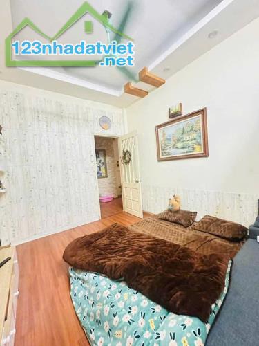 Nhà Đẹp Gần Đường Ô Tô Thái Thịnh, Đống Đa 39/46m, 4 tầng, mt 5.8m, giá 13.2 tỷ. - 2