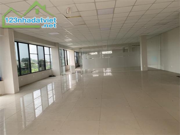 chuyển nhượng toàn bộ công ty đang sản xuất may mặc. thời gian sử dụng đất lâu dài - 2