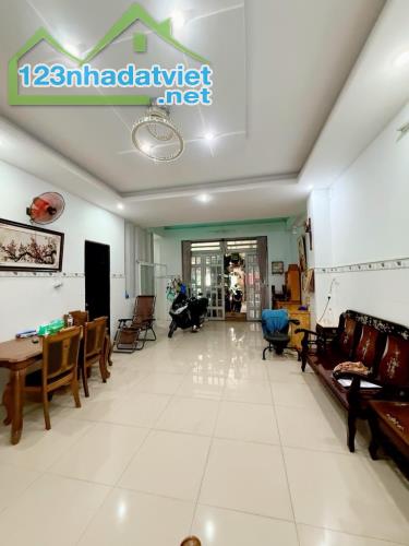 MTKD khủng Q12 – 3 tầng – 136m² – ngang 8.5m – chỉ 15 tỷ - 2