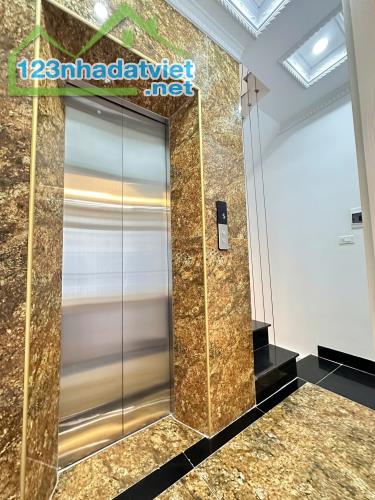 BÁN NHÀ ĐẸP NHẤT NHÌ CẦU GIẤY – TRUNG TÂM CẦU GIẤY – NGÕ 5M Ô TÔ – SỔ ĐỎ CHÍNH CHỦ – GIÁ - 3