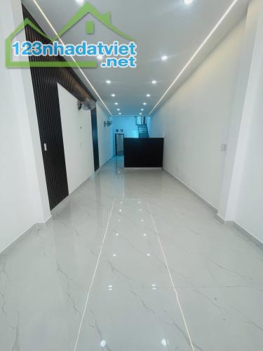 GIÁ TỐT QUÁ, Nhà HXH 1/ gần chợ Lê Đức Thọ, 80m2, 5.6 tỷ TL 0964364745
