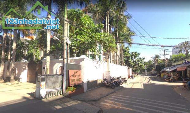Bán đất thổ cư 350m2 hẻm xe hoi dg Quốc Hương, Thảo Điền, Quận 2 - 34 tỷ