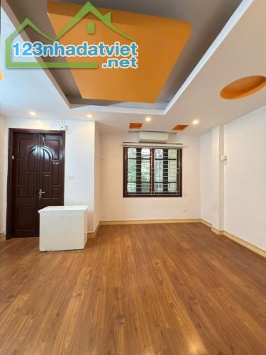NHÀ ĐẸP ĐỘI CẤN – MẶT TIỀN 5.2M – NGÕ NÔNG – 30M² – 5 TẦNG – Ở NGAY – 7.x TỶ - 3