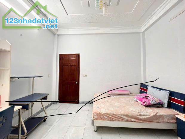 Bán nhà hẻm xe tải 5m đường Quang Trung, P.8, 4,2 x 16, 4 lầu giá 7.5 tỷ tl
