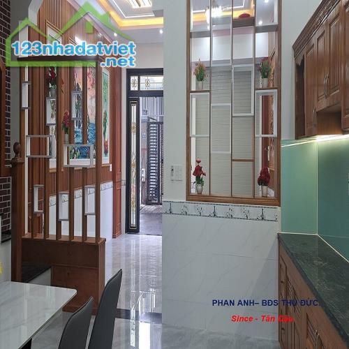 Bán Gấp 🏠 Nhà Phố Quận 2 _ 9 Mét Ra Mt Đường Lê Đình Quản _ 2 Tầng 2 Pn 2 Wc.