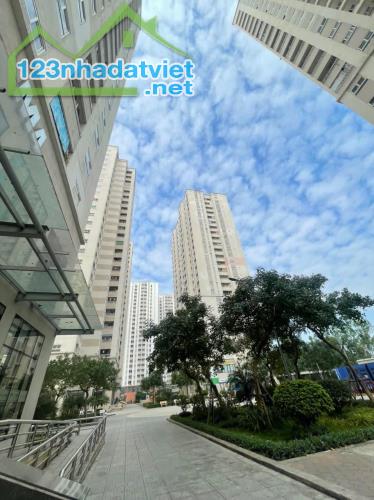 Chủ thiện chí bán CH 69m2 2PN 2WC view đẹp thoáng sáng - Mipec City View, giá hơn 3 tỷ