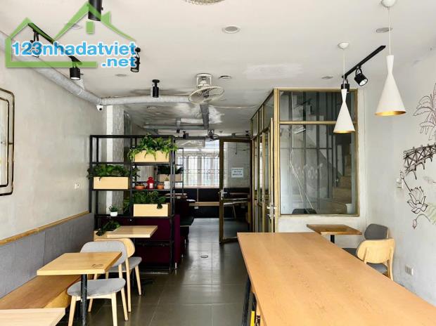 Bán nhà mp Phan Kế Bính, Ba Đình 55m, 6 tầng, giá 28 tỷ, vỉa hè rộng, thang máy