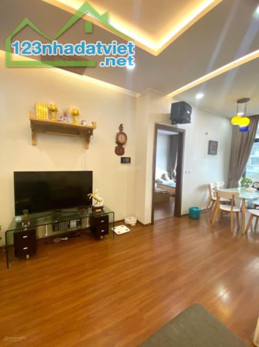 Cần bán gấp căn 2PN 82m2 tại Tràng An Complex giá chỉ 6,8 tỷ tầng trung đẹp - 4