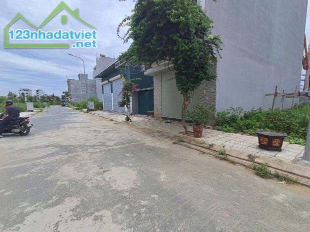 🏦KĐT Kim Chung - Siêu phẩm phân lô vỉa hè - Kinh doanh sầm uất.