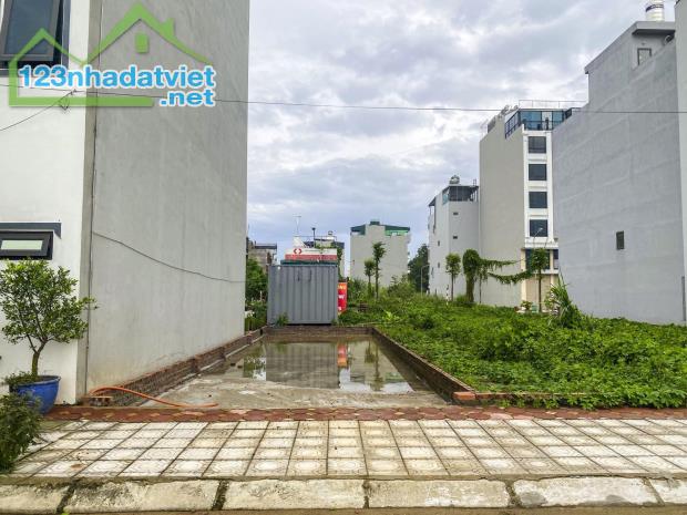 🔥Tu Hoàng đất tái định cư gần QL32 - Dt 81m nhỉnh 12 tỷ🔥