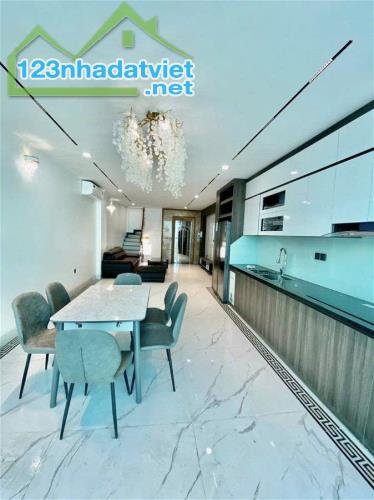 Bán Nhà Mặt ngõ Vũ Xuân Thiều, 50M,4 tầng,full NT, ô tô đỗ cổng,ngõ thông,hơn 8 tỷ