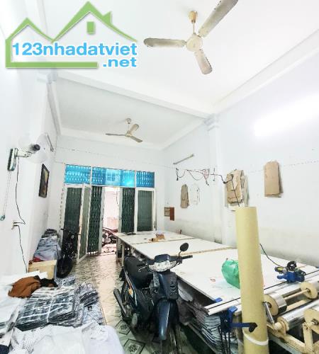 Nhà 4 tầng, Lạc Long Quân, Tân Bình, 60m2, 4.2x15m, nhỉnh 7 tỷ TL - 2