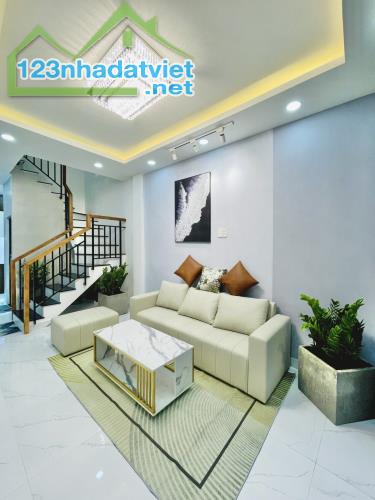 ⚜️ 💎 SIÊU PHẨM ĐẦU TƯ DT45M2- NGÃ TƯ PHÚ NHUẬN – KẾ CẬN QUẬN 1 – 3 TẦNG – 5PN - 6.xx TỶ - 1