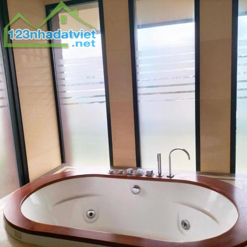 🏰 BÁN TÒA BIỆT THỰ SIÊU VIP ÂU CƠ – TÂY HỒ – 355M² – 6 TẦNG – 2 MẶT PHỐ – 130 TỶ
