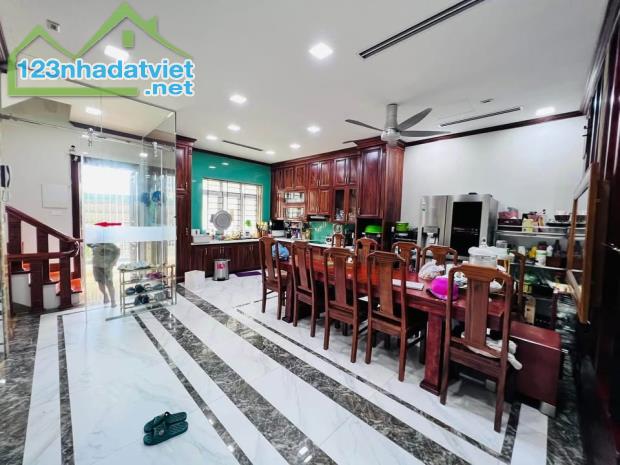 LÔ GÓC ĐÀO TẤN - 105M2 x 7T - MT 6.5M - 64 TỶ - ĐƯỜNG Ô TÔ TRÁNH - KD SẦM UẤT - 3