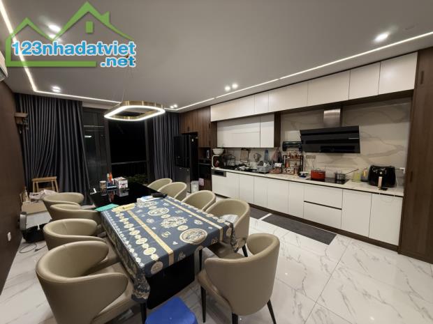 BÁN NHÀ TƯ ĐÌNH – 6 TẦNG – GARA – THANG MÁY – HỒ CÁ KOI – 97M² – MT 5,5M - GIÁ  22,8 TỶ - 1