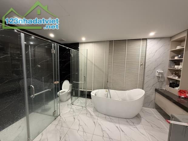 BÁN NHÀ TƯ ĐÌNH – 6 TẦNG – GARA – THANG MÁY – HỒ CÁ KOI – 97M² – MT 5,5M - GIÁ  22,8 TỶ - 3