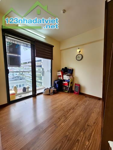 (Tin thật 100%) Căn hộ 129m2 x 3PN có slot ô tô tại N04B - T2 - Ban công hướng Bắc - Lô - 1