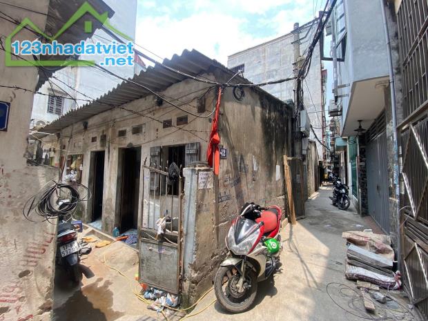 Bán Mảnh Đất Hiếm-Lô góc Ngõ 105 Phố Doãn Kế Thiện 60m/MT 5m 12 Tỷ,Sổ Vuông A4 - 1
