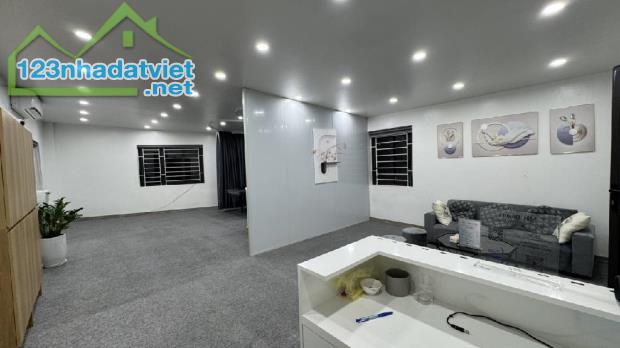 (Tin thật 100%) Bán nhà ở kết hợp VP 80m2 x 10 tầng tại Trần Duy Hưng - Cách phố 10m - DT - 2
