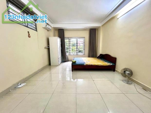 BÁN NHÀ VĂN QUÁN 38M2, DÂN XÂY- 10M RA ĐƯỜNG Ô TÔ TRÁNH, 6.8 TỶ. - 1