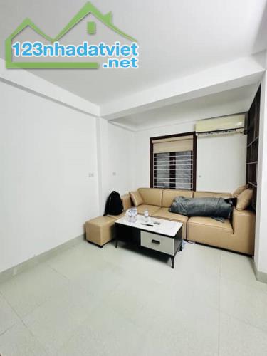 25M² x 5 TẦNG - 3 PHÒNG NGỦ KHÉP KÍN - NHÀ PHÂN LÔ LÁNG - GẦN Ô TÔ - 2 MẶT THOÁNG - 1