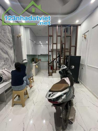 🔥 Nhà Mới 467 Minh Khai – 25m² ×4 Tầng –Full Nội Thất – Mặt Ngõ– Cách Phố 20m – 5.x Tỷ 🔥
