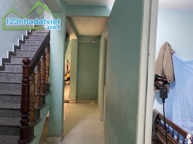 ♣ Nhà Kiệt Lê Tấn Trung, 110m2, gác đúc 3PN, sân rộng, 2.5 tỷ - 2