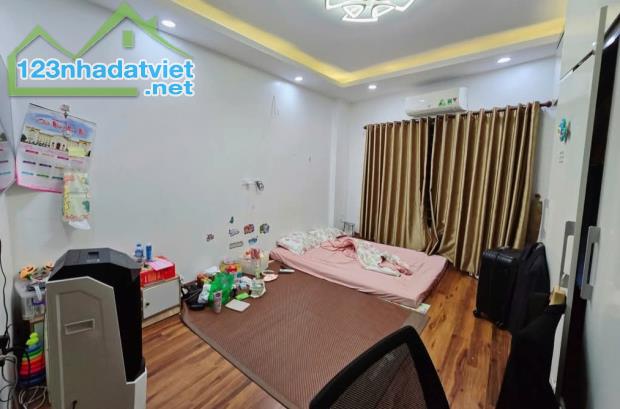 NHÀ MẶT NGÕ HẠ ĐÌNH. DT 30M. 5TẦNG. MT 4.5M. 7.5 TỶ. ĐANG CẦN BÁN. - 3