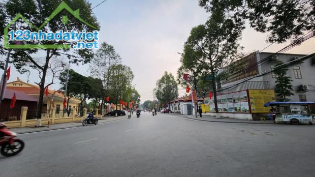 Siêu phẩm mặt đường liên xã Nam Hồng, Đông Anh. Vỉa hè rộng, kinh doanh đỉnh