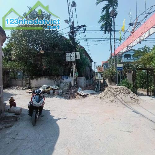 Chỉ hơn 5 đất 120m có nhà cấp 4 - 1