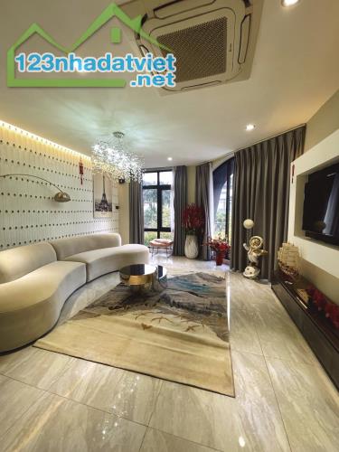 🌆 NHÀ ĐẸP HXH - KHU VIP PHAN VĂN TRỊ - THANG MÁY - GARAGE Ô TÔ - FULL NỘI THẤT CAO CẤP