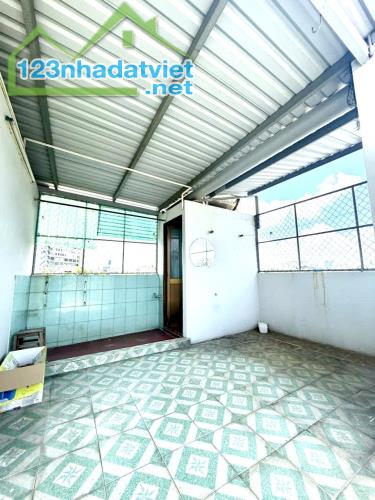 Bán nhà đẹp giá rẻ Q8 gần mặt tiền dưới 4 tỷ 58 không lộ giới, không quy hoạch 4 tầng đúc
