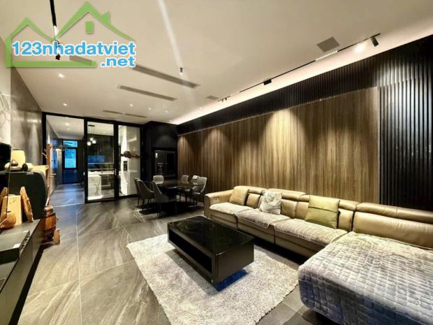 Toà CHDV đẹp và có dòng tiền tốt gần đường Lý Tự Trọng, Q.Hải Châu, TP. Đà Nẵng