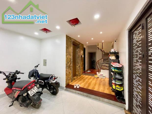 Nhà Đẹp Ô Tô Trong Nhà Nguyễn Đức Cảnh, Hoàng Mai 61m, 7 tầng, mt 4.4m, giá 23 tỷ. - 4