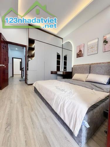 📢ĐỊNH CÔNG THƯỢNG - 54M - 5 TẦNG - MT 3.5M - CHỈ 9.XX TỶ📢 - 5