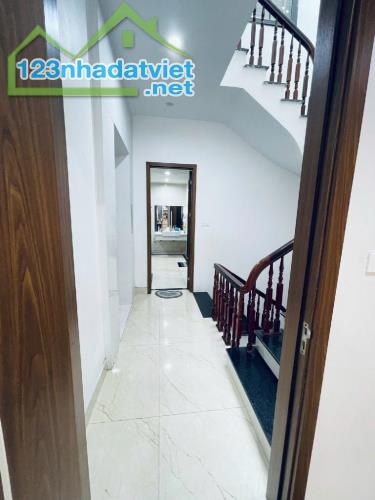 Bán nhà phân lô ô tô Kim Giang, 60m2 x 5 tầng, chỉ 12,5 tỷ - 1