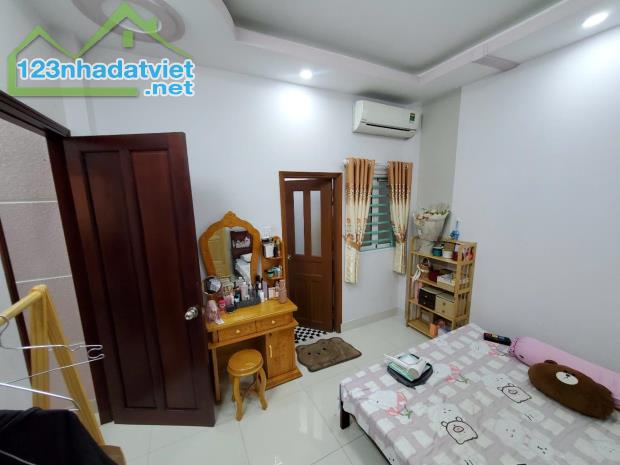 HẺM XE HƠI THÍCH QUẢNG ĐỨC 41M2,NHÀ 5 TẦNG,5 PHÒNG NGỦ, SỔ NỞ HẬU, CHỈ NHỈNH 8 TỶ, - 3