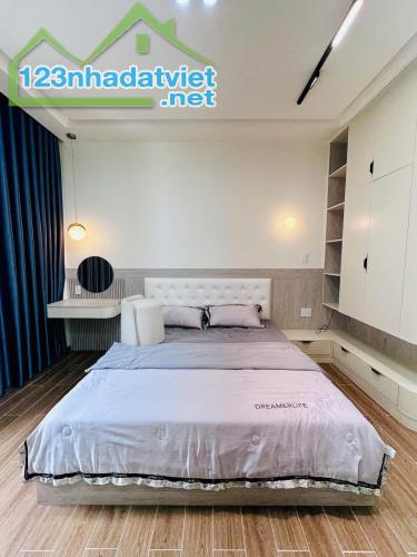 Gấp bán, giảm hẳn 500tr! Chỉ 3.xx tỷ Nhà mới đẹp, ở ngay Bùi Quang Là, Gò Vấp - 50m2