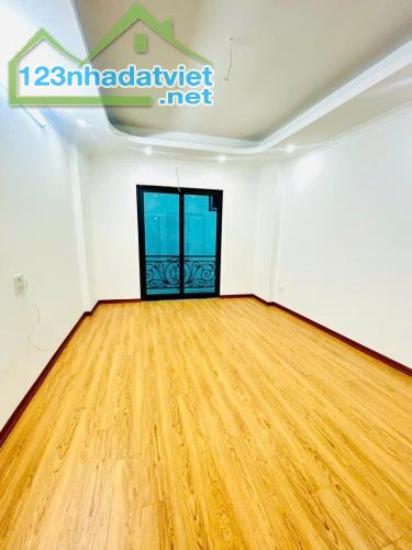 BÁN NHÀ MỚI 5 TẦNG PHỐ LƯƠNG YÊN, SỔ ĐỎ ĐẸP 35M; 5,96 TỶ, NGÕ THÔNG, NÔNG, GẦN TRƯỜNG - 1