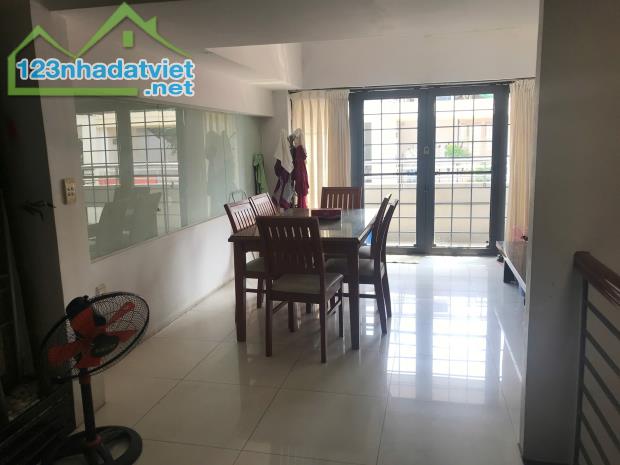 Chính chủ cho thuê nhà mặt tiền đường Hoa Huệ, khu Phan Xích Long, Q. Phú Nhuận, TPHCM. - 3