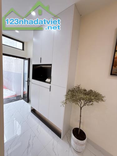 Nhà mới tinh, full nội thất, ngõ rộng sáng thoáng, gần ô tô tránh đường Trương Định - 4