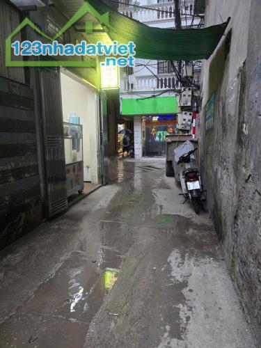 Bán 57M trương định tặng nhà gần phố hai bà trưng