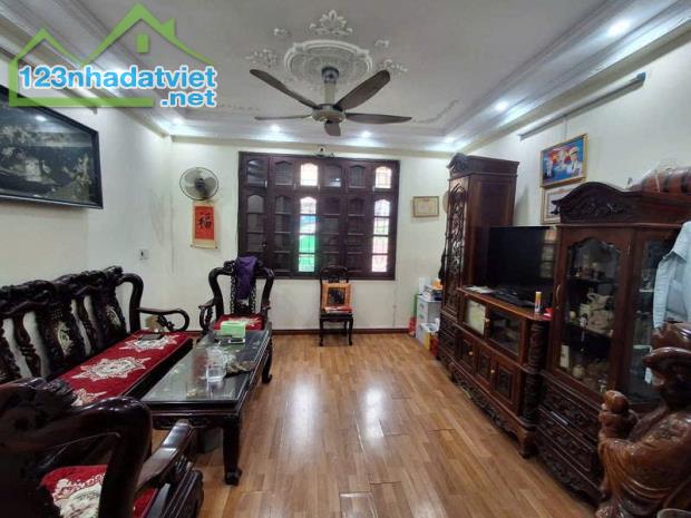 PHÁO ĐÀI LÁNG - PHÂN LÔ VỈA HÈ - 2 MẶT THOÁNG MỞ CỬA - KINH DOANH ĐỈNH - 50M² NHỎ 24 TỈ - 2