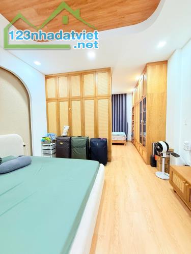 HÀNG HIẾM DÀNH CHO KHÁCH VIP - QUẬN 10 - ĐƯỜNG 3 THÁNG 2 - NHÀ 5 TẤM - DT:56M2 - NHỈNH 15 - 1