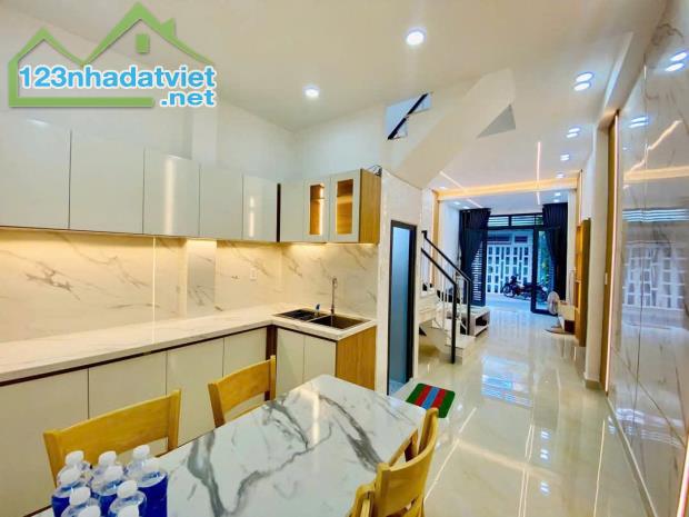 Bán nhà Thống Nhất, P15 Gò Vấp – 41m², 2 tầng, 3PN, hẻm xe hơi – Giá chỉ 4.6 tỷ TL - 1