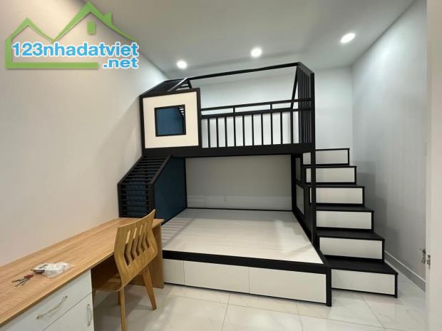 NHÀ ĐẸP DƯƠNG QUẢNG HÀM -  P.5 - 72M2 G.I.Á 5 TỶ 9 TL