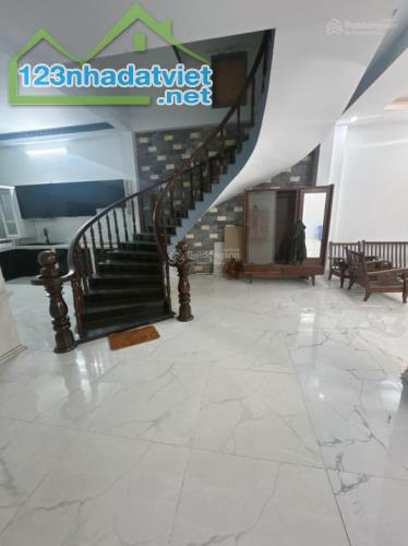 BÁN BIỆT THỰ 3 TẦNG, MẶT TIỀN NB BÌNH HƯNG, SÁT TẠ QUANG BỬU, QUẬN 8, LÔ GÓC 141 m2, 14.2 - 4