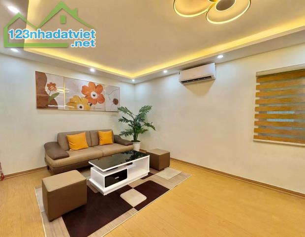 Nhà Đẹp - Lô Góc - Tập Thể Trung Tự - Phạm Ngọc Thạch - Đống Đa - Dt:90m2/3PN*nhỉnh 4 tỷ - 1